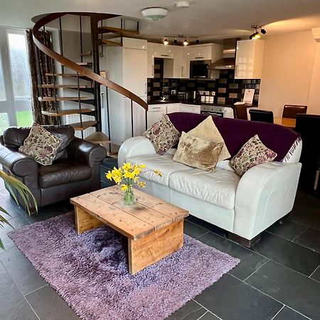 Cader Mountain View Cottage With Hot Tub In Snowdonia Dolgellau Exteriör bild